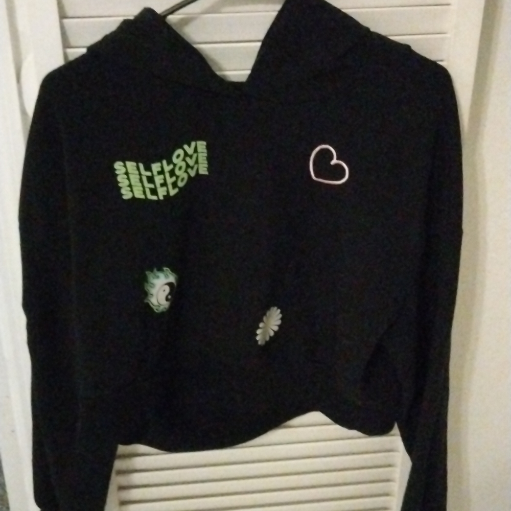 Women/Juniors sweatshirt